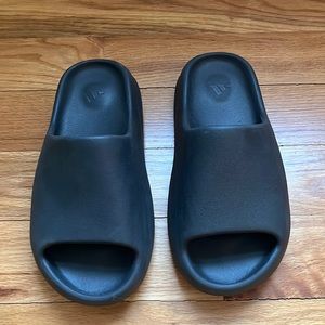 Womens Adidas Yeezy Slides
